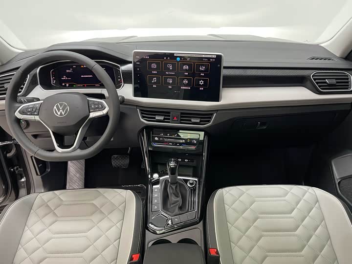 Фото 25 - Volkswagen Tayron