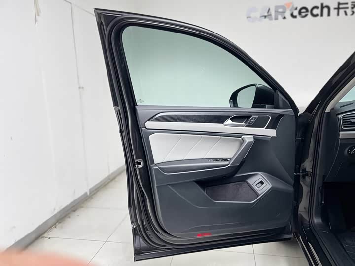 Фото 31 - Volkswagen Tayron