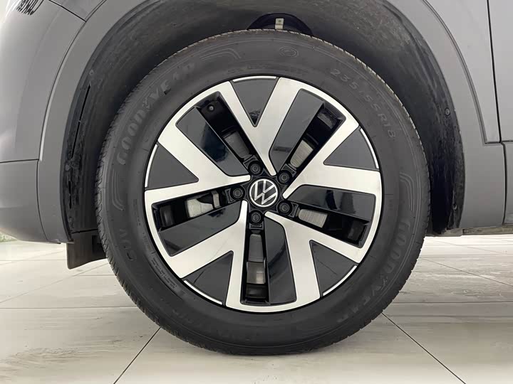 Фото 35 - Volkswagen Tayron