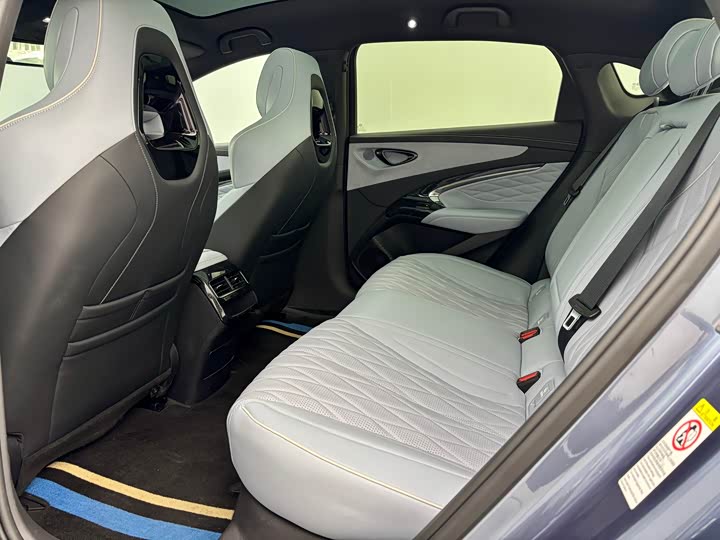 Фото 10 - BYD Seal