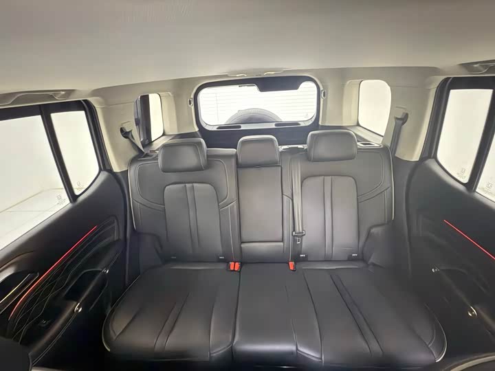 Фото 18 - Tank 300