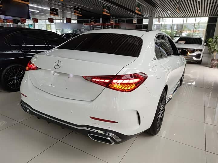 Фото 7 - Mercedes-Benz C-Class