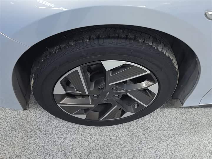 Фото 23 - GAC Aion S Plus