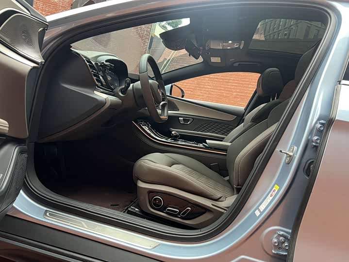 Фото 6 - BYD Han