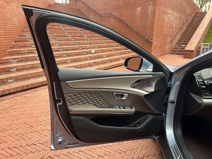 Фото 7 - BYD Han