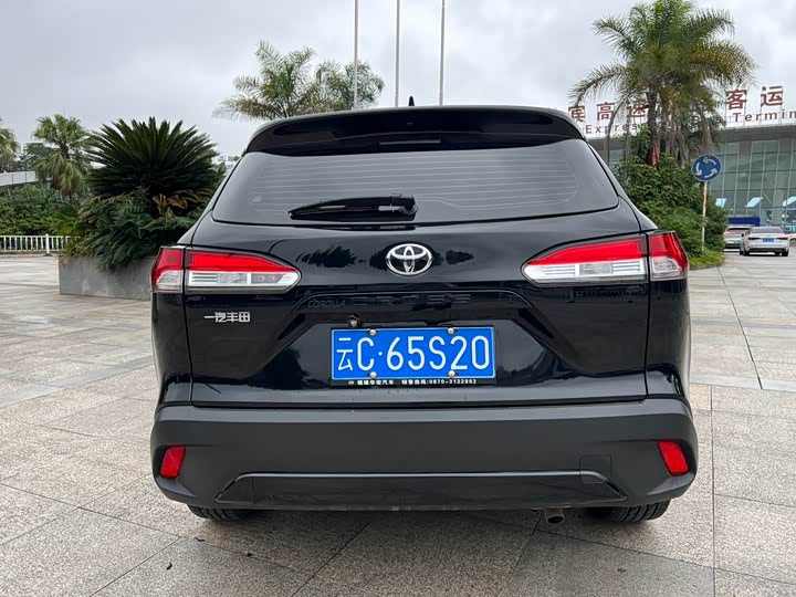 Фото 8 - Toyota Corolla Cross