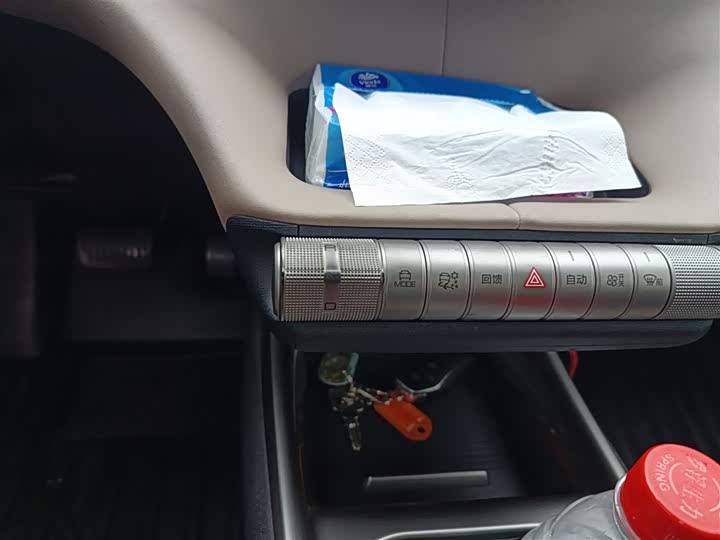 Фото 14 - BYD Dolphin