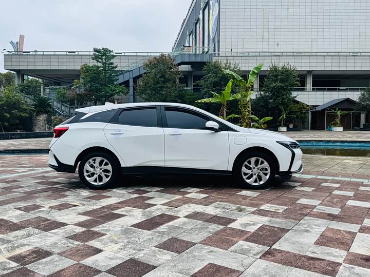 Фото 2 - Buick Velite 6