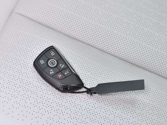 Фото 8 - Buick GL8 ES