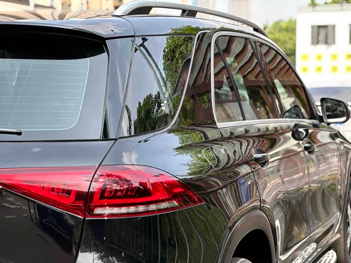 Фото 22 - Mercedes-Benz GLE-Class