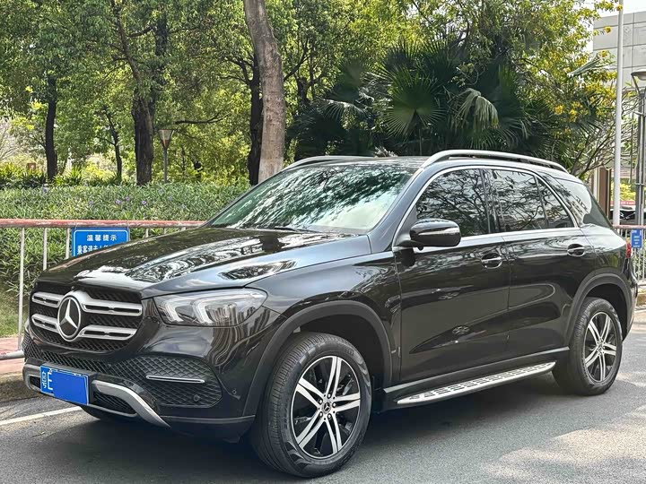 Фото 25 - Mercedes-Benz GLE-Class