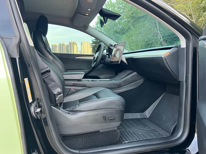 Фото 7 - Tesla Model Y