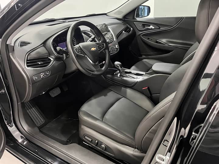 Фото 5 - Chevrolet Malibu XL