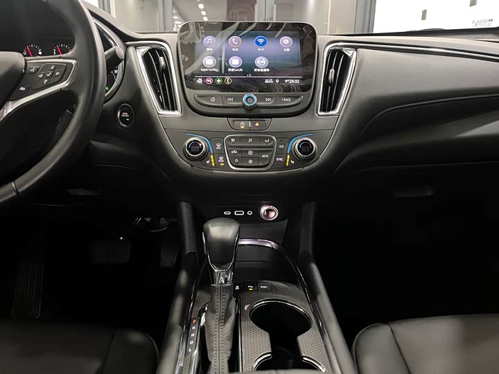 Фото 7 - Chevrolet Malibu XL