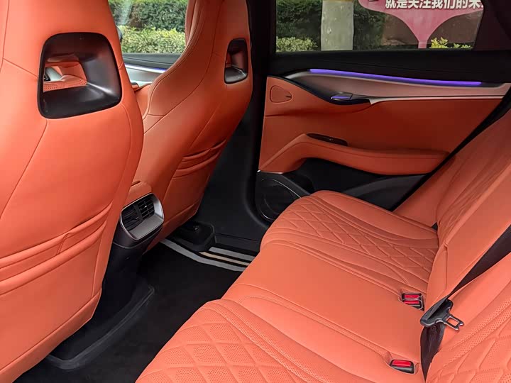 Фото 8 - BYD Sea Lion 07 EV