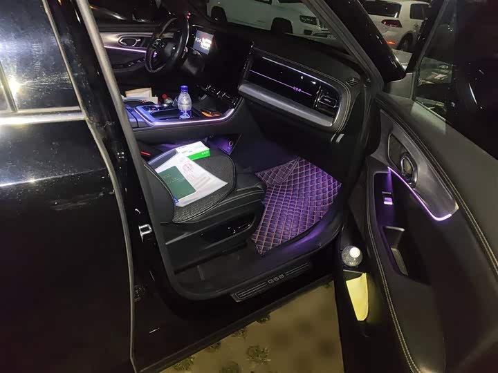 Фото 20 - GAC Trumpchi GS8