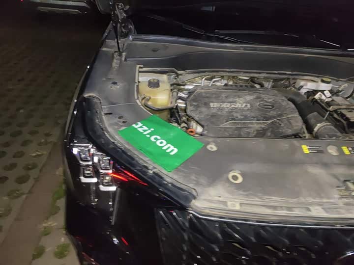 Фото 21 - GAC Trumpchi GS8