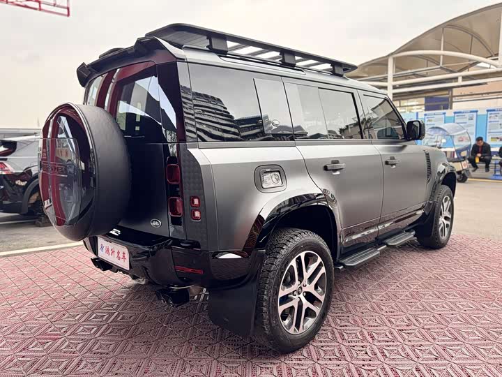 Фото 21 - Land Rover Defender