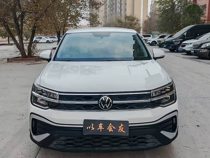 Фото 2 - Volkswagen Tharu