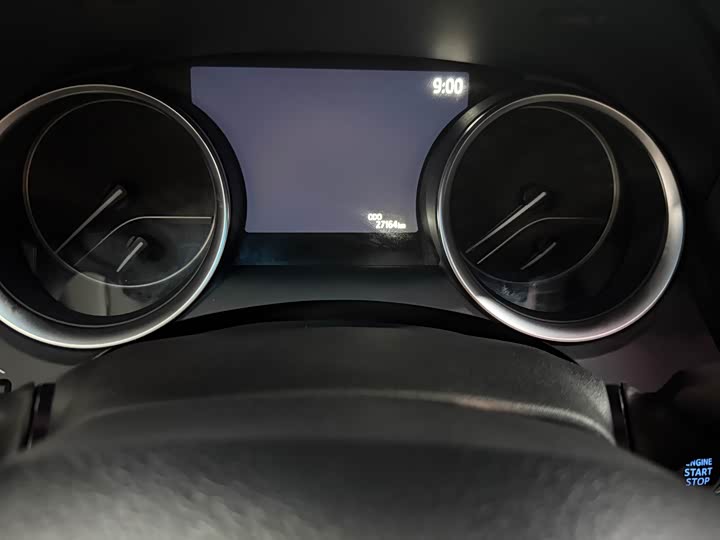 Фото 5 - Toyota Camry