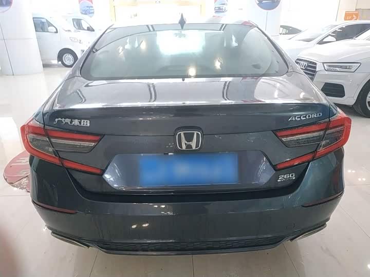 Фото 6 - Honda Accord