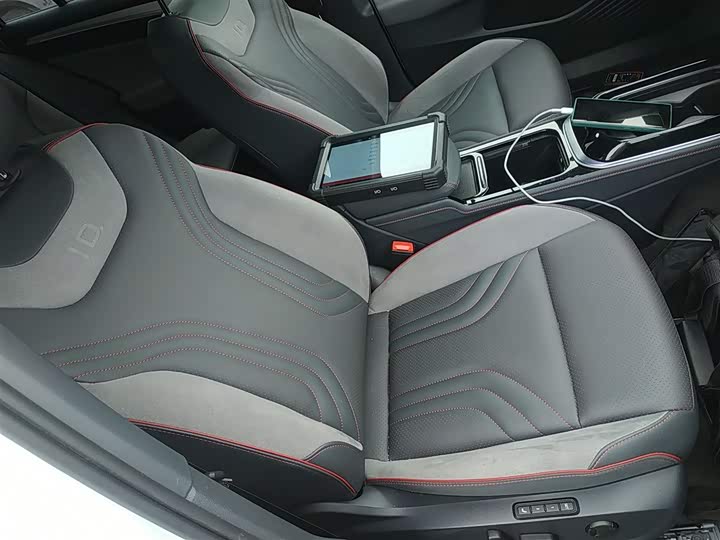 Фото 25 - Volkswagen ID.4 Crozz