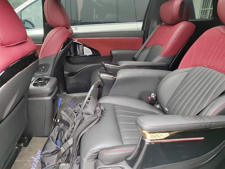 Фото 17 - GAC Trumpchi M8