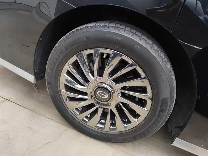 Фото 26 - GAC Trumpchi M8