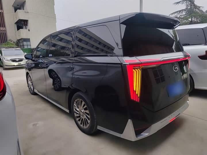 Фото 5 - GAC Trumpchi M8