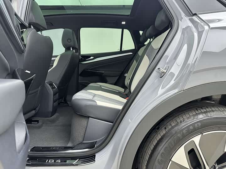 Фото 8 - Volkswagen ID.4 Crozz