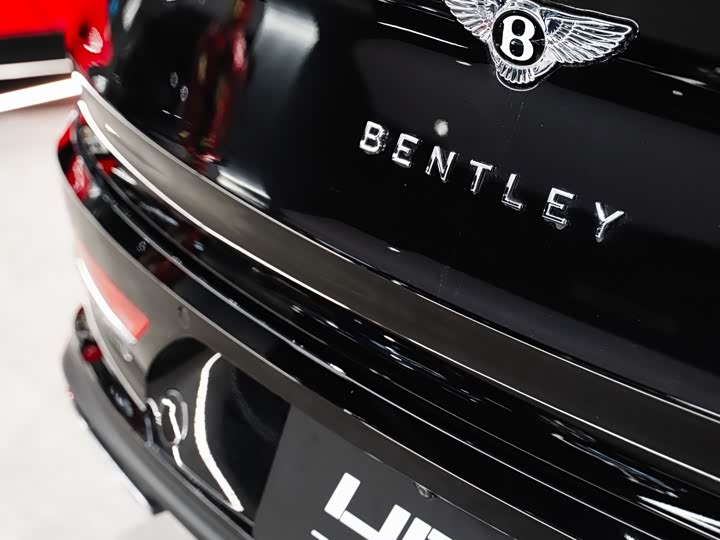 Фото 31 - Bentley Bentayga