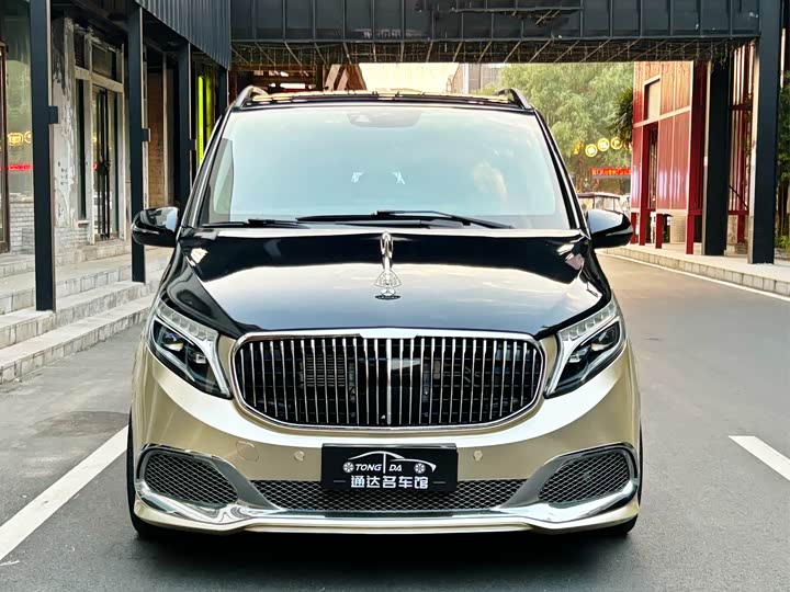 Фото 2 - Mercedes-Benz V-Class