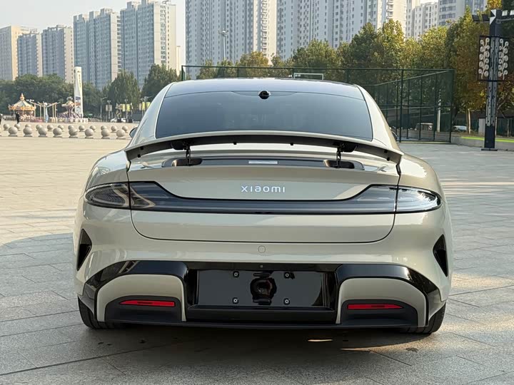 Фото 15 - Xiaomi SU7