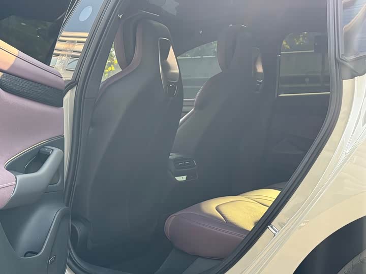 Фото 5 - Xiaomi SU7