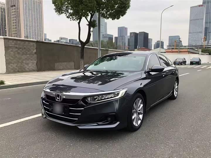 Фото 1 - Honda Accord