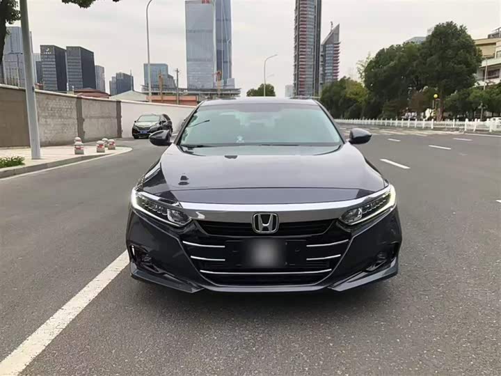 Фото 3 - Honda Accord