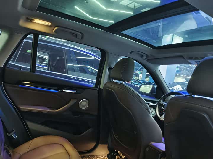 Фото 13 - BMW X1