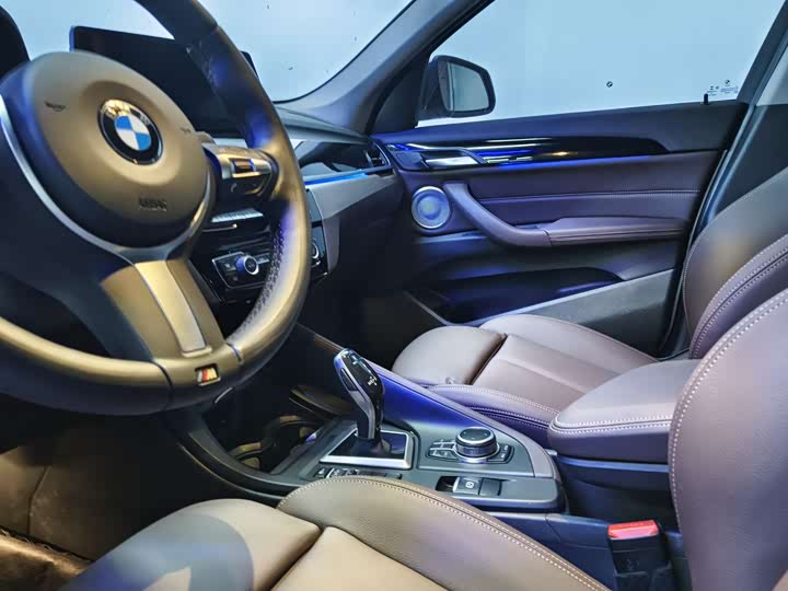 Фото 6 - BMW X1