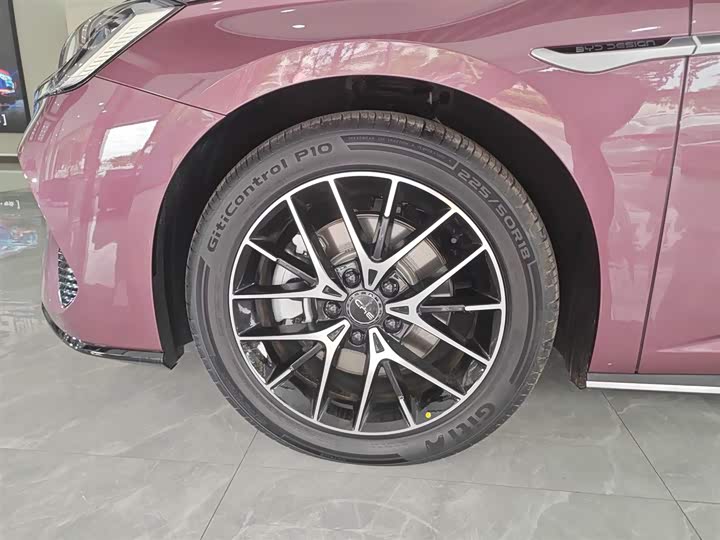 Фото 25 - BYD Seal