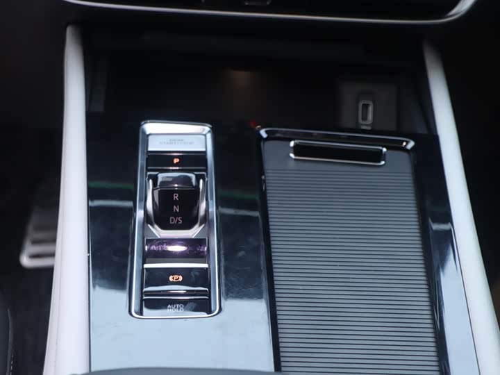 Фото 18 - Volkswagen Teramont Pro