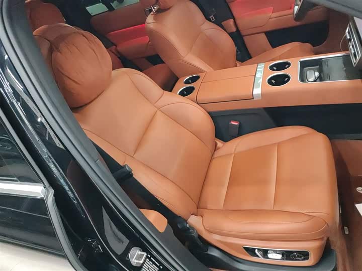 Фото 25 - LiXiang L8