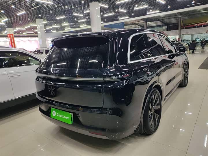 Фото 7 - LiXiang L8