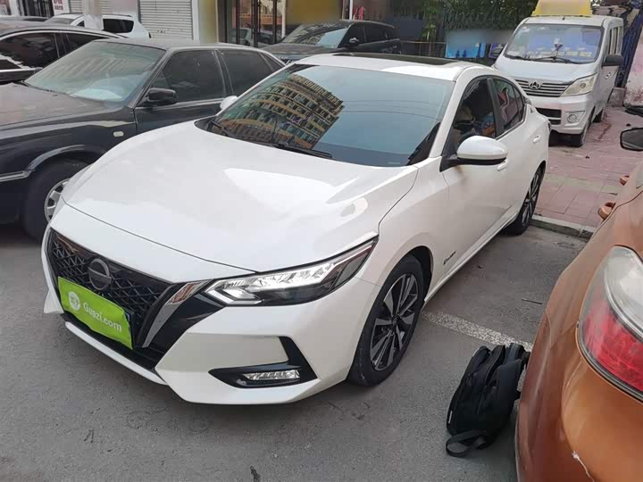 Фото 1 - Nissan Sylphy