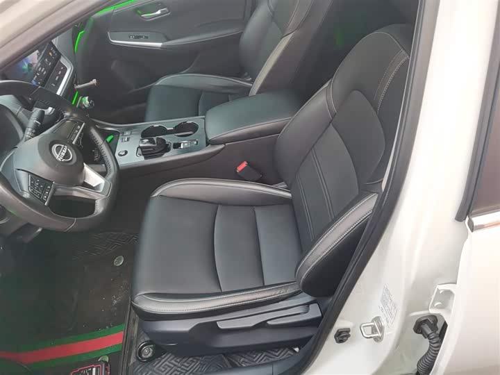 Фото 15 - Nissan Sylphy