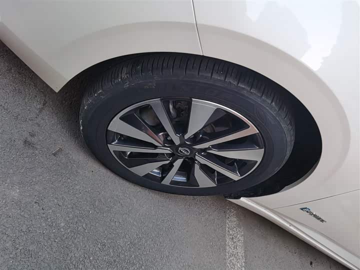 Фото 23 - Nissan Sylphy