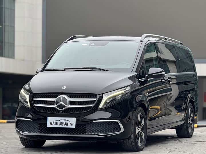 Фото 5 - Mercedes-Benz V-Class