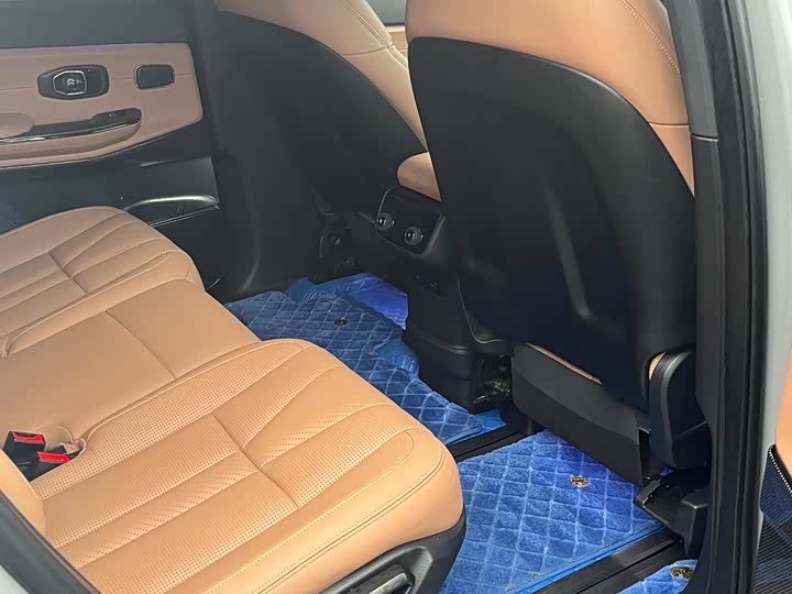 Фото 11 - Nio ES8