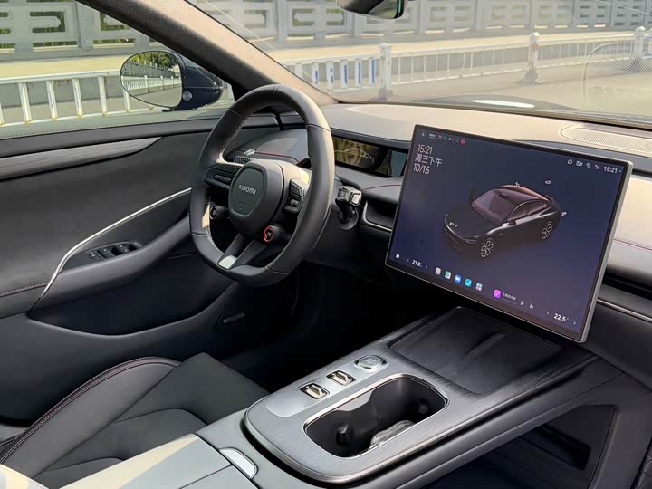 Фото 14 - Xiaomi SU7