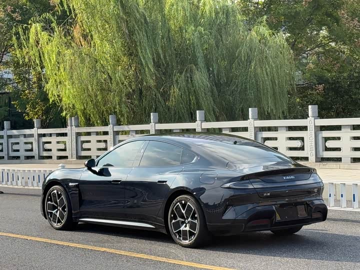 Фото 17 - Xiaomi SU7