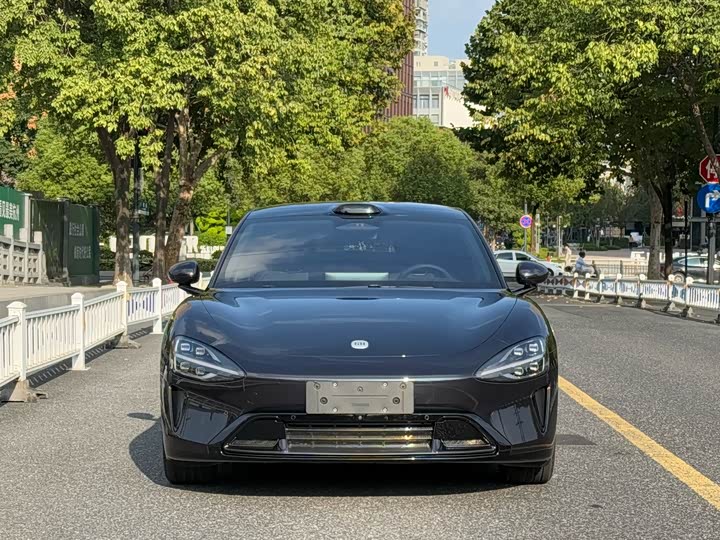 Фото 2 - Xiaomi SU7